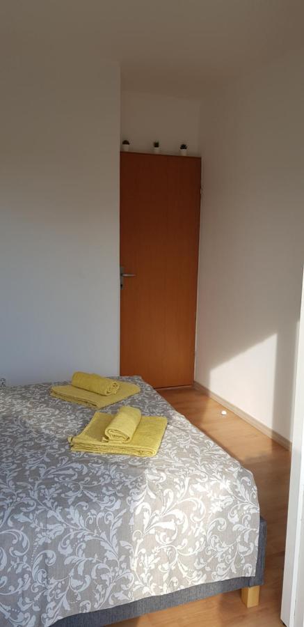 Allure Apartment No 1 Kornić Екстериор снимка