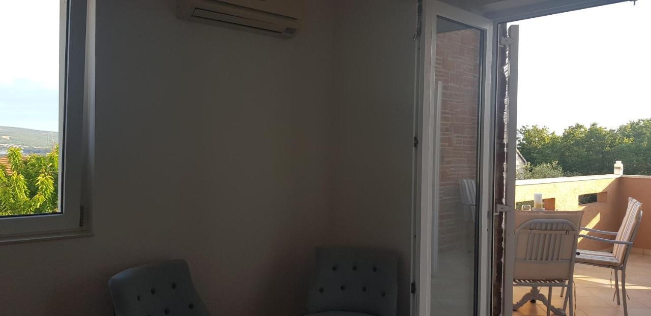 Allure Apartment No 1 Kornić Екстериор снимка
