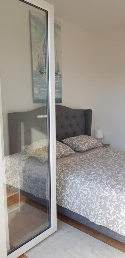 Allure Apartment No 1 Kornić Екстериор снимка